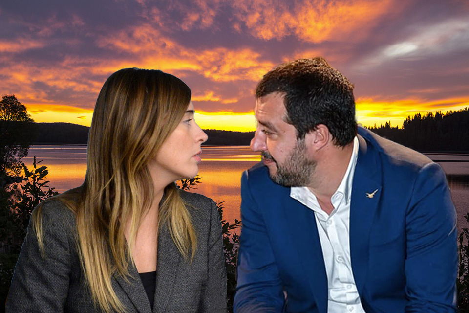 Il bacio Boschi-Salvini che scandalizza Il Fatto (17 gen 2019)