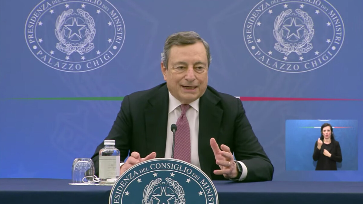 Covid-19, conferenza stampa del Presidente Draghi e del Ministro Speranza