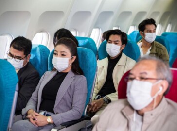 mascherine in aereo