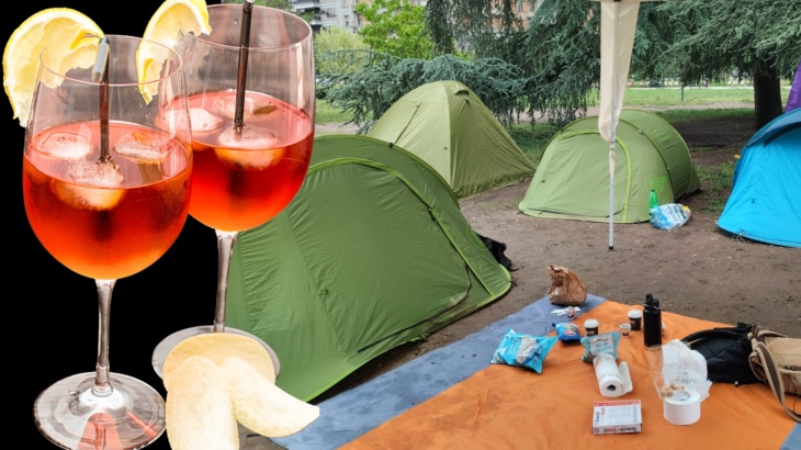 studenti in tenda aperitivo