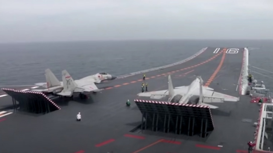 La portaerei cinese Liaoning in un video promozionale