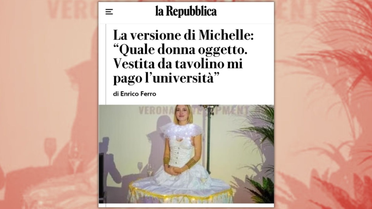 ragazza tavolino