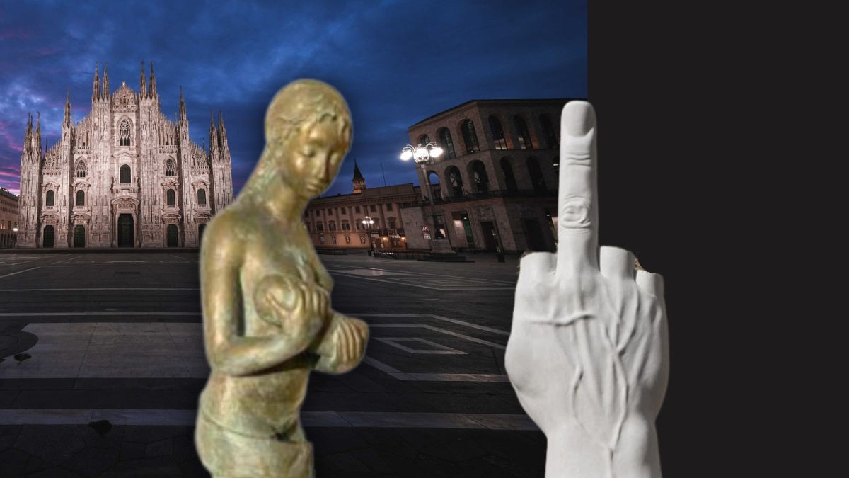 statua donna allatta-1