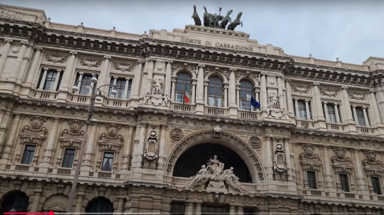 Così è naufragato il tentativo di rinviare il voto referendario