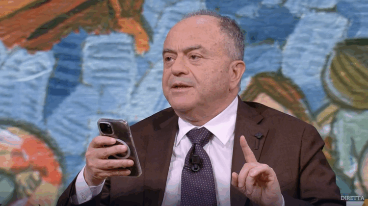 Nessuno fermi Gratteri: più semina fango più aiuta il Sì