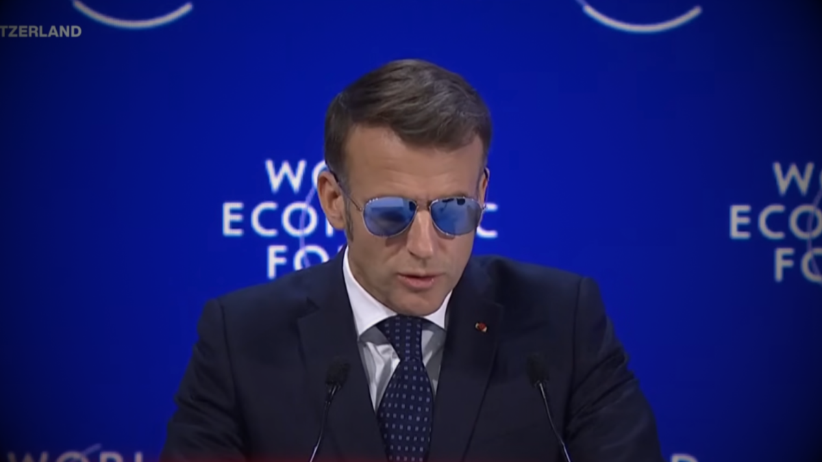 emmanuel macron davos