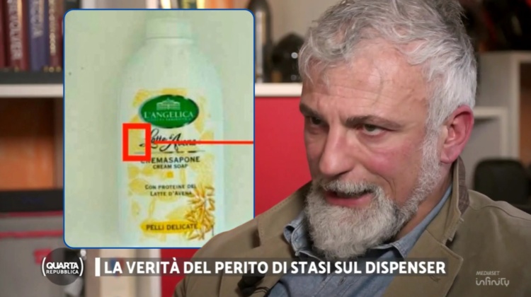 Garlasco, il chimico ribalta il caso dispenser: “Stasi? Ci sono altre impronte”