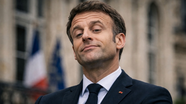 Il galletto Macron abbassi la cresta