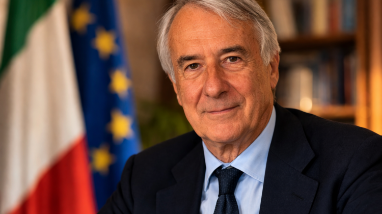 Sinistra nel panico, Pisapia confessa: “Voto sì al referendum”