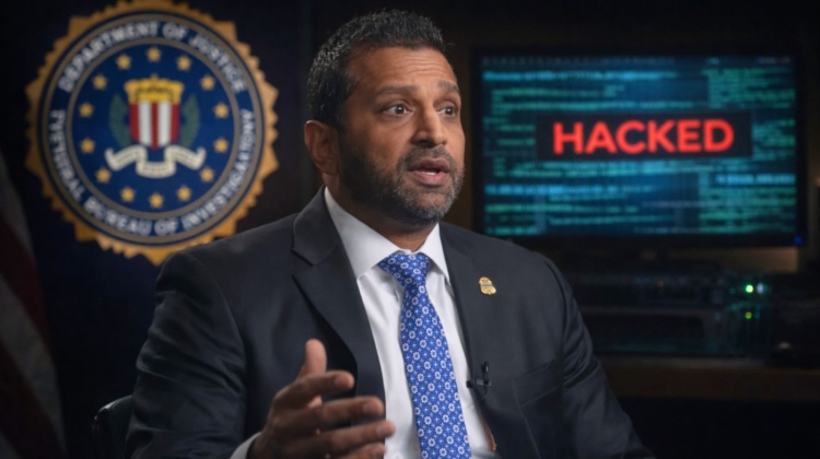 Andiamo bene: l’Iran ha hackerato le mail del capo dell’FBI