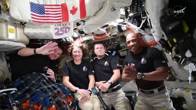 Artemis II, il modulo Orion rientra sulla Terra