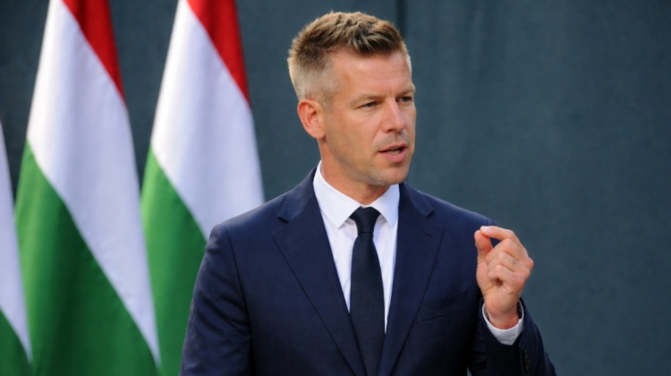Magyar: “Dal 1° giugno stop a lavoratori extra Ue”. Questi rimpiangeranno Orbán
