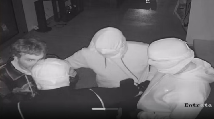 Rapina choc in casa: sequestrato l’ex senatore Filippi con moglie e figlie