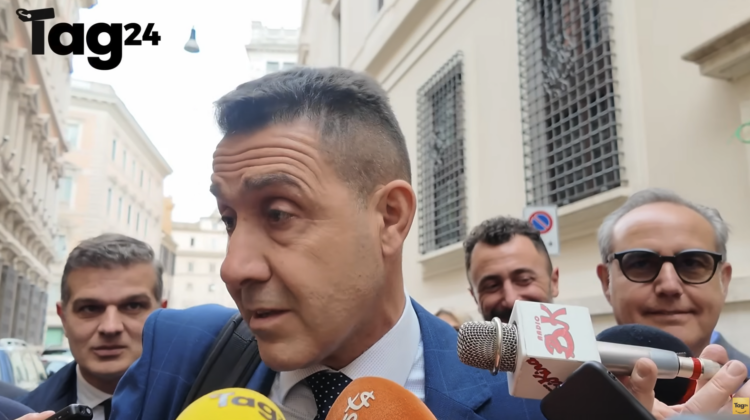 “Vannacci, lei festeggia il 25 aprile?”. E il generale risponde così